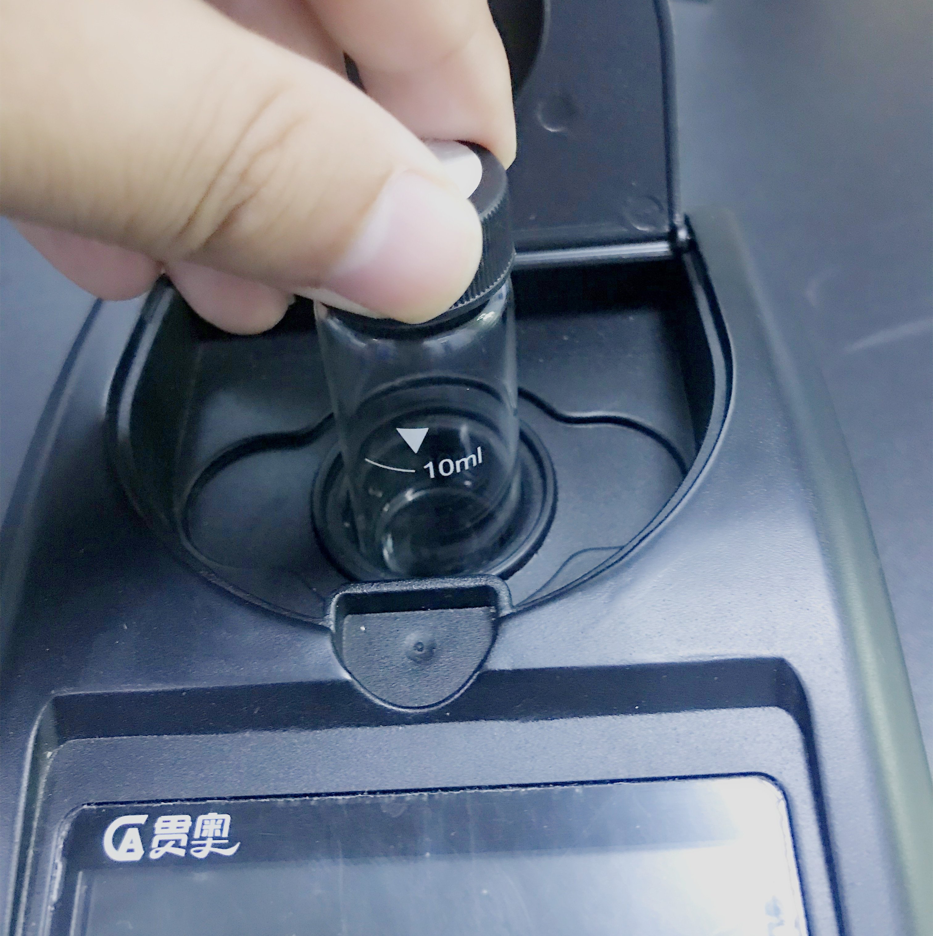 正確操作水質(zhì)檢測(cè)儀的比色皿 正確操作水質(zhì)檢測(cè)儀的比色皿